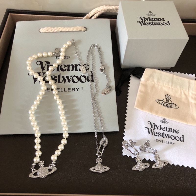 Vivienne Westwood Necklaces